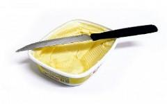 Ученые развенчали пользу диетической замены масла на маргарин